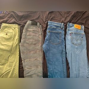 30x30 Levi’s jeans and chino’s